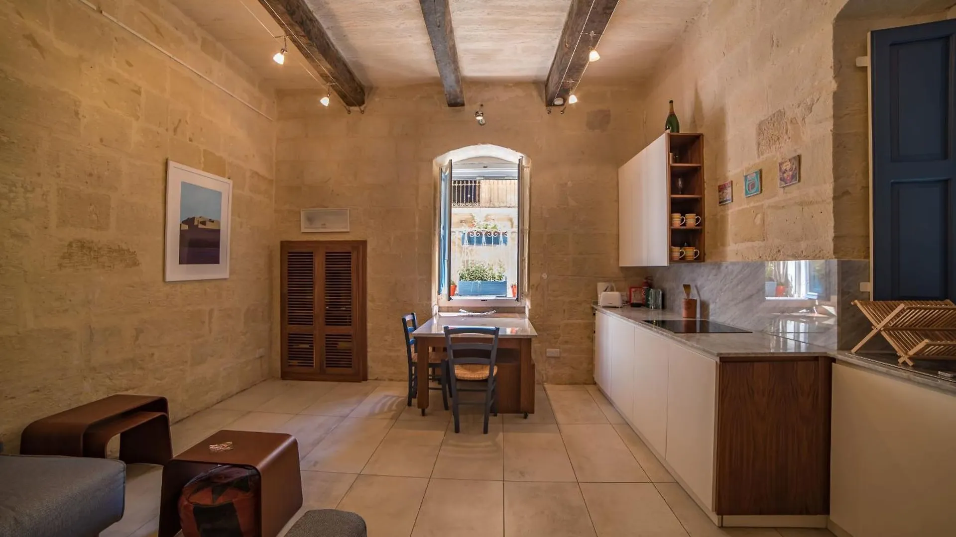 The Artist Apartment Valletta 0*,  Malta