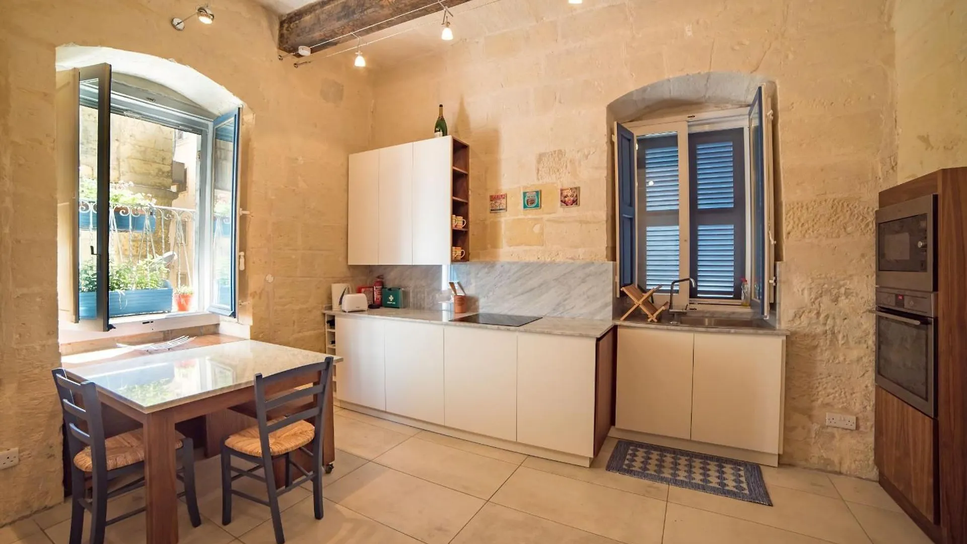 The Artist Apartment Valletta 0*,