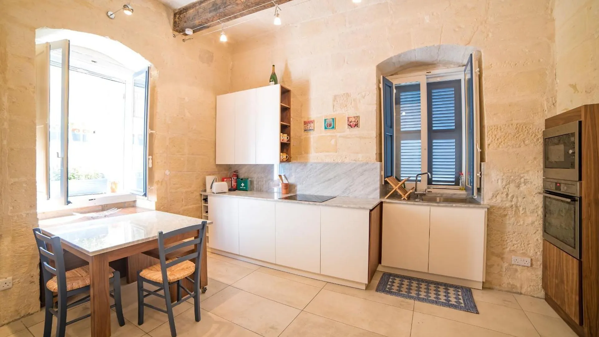 The Artist Apartment Valletta Malta